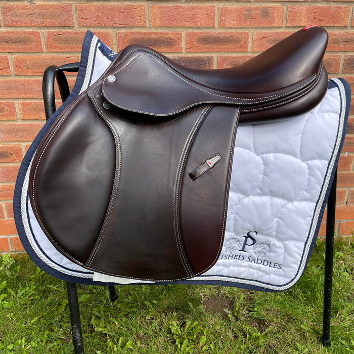 Equipe EKGO Grip Jumping Saddle 2021