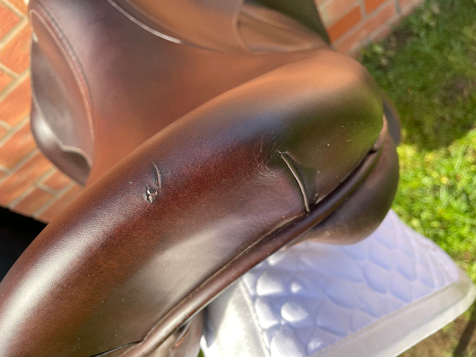 Voltaire Adelaide Monoflap Dressage Saddle 2014
