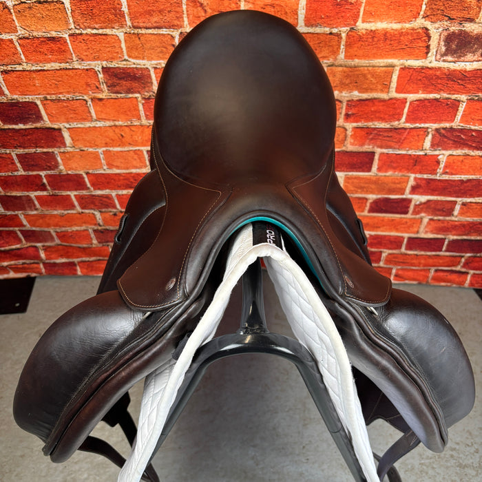 Voltaire Adelaide Dressage Saddle 2017