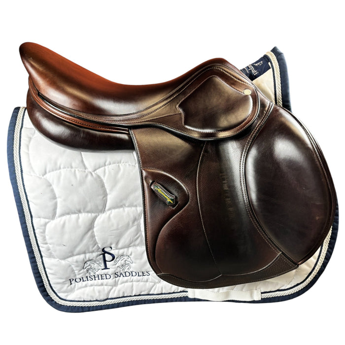 Amerigo HC Pinerolo Jumping Saddle in brown leather, side profile view