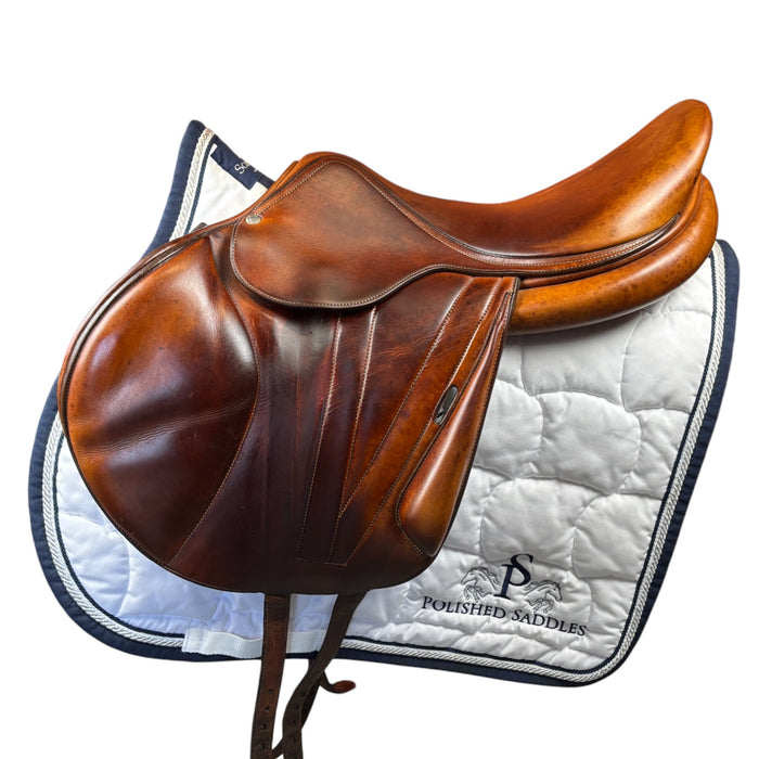 Butet Monoflap Jumping saddle in tan leather side profile view