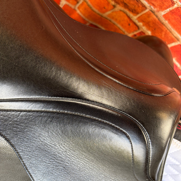 Equipe Emporio Special Dressage Saddle 2014