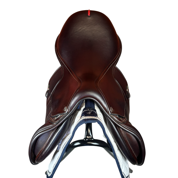 Polished Saddles brown leather 17.5 inch Equipe EKGO show jumping saddle with medium knee rolls and carbon fibre tree.