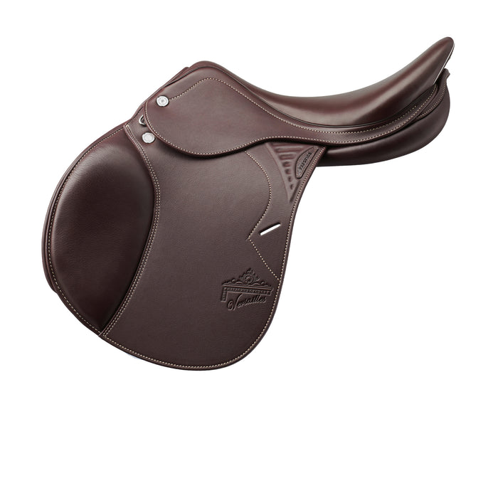 a prestige versailles jumping saddle in brown leather easily adjustable tree